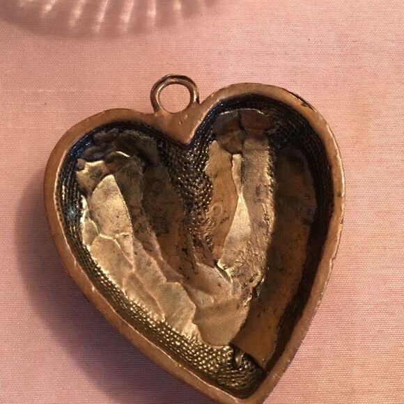 Bronze Tone Large Heart Pendant - Picture 3 of 3